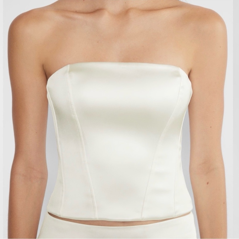 Aritzia Wilfred Satin Shine Bustier Corset Top in white ivory